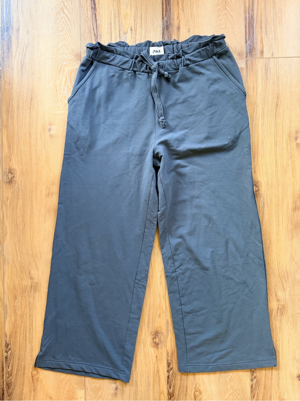 Pact Organic Cotton Paperbag Wide Leg Pants Sweatpants Gray Women’s Medium